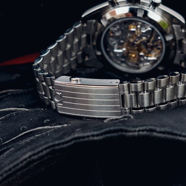 Omega Speedmaster Moonwatch Professional bracelet clasp