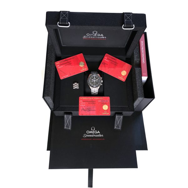 Omega Speedmaster Moonwatch Professional box
